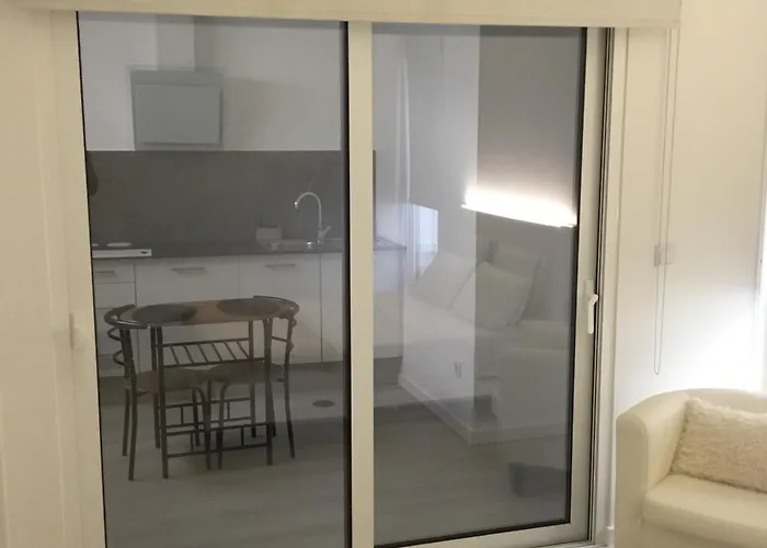 White Apartament Câmara de Lobos